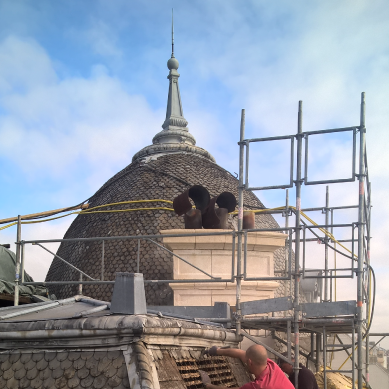 Rénovation batiment Pau, Gros oeuvre Pau, Charpentier couvreur Pau, Maçonnerie Pau, Dépannage batiment Pau 